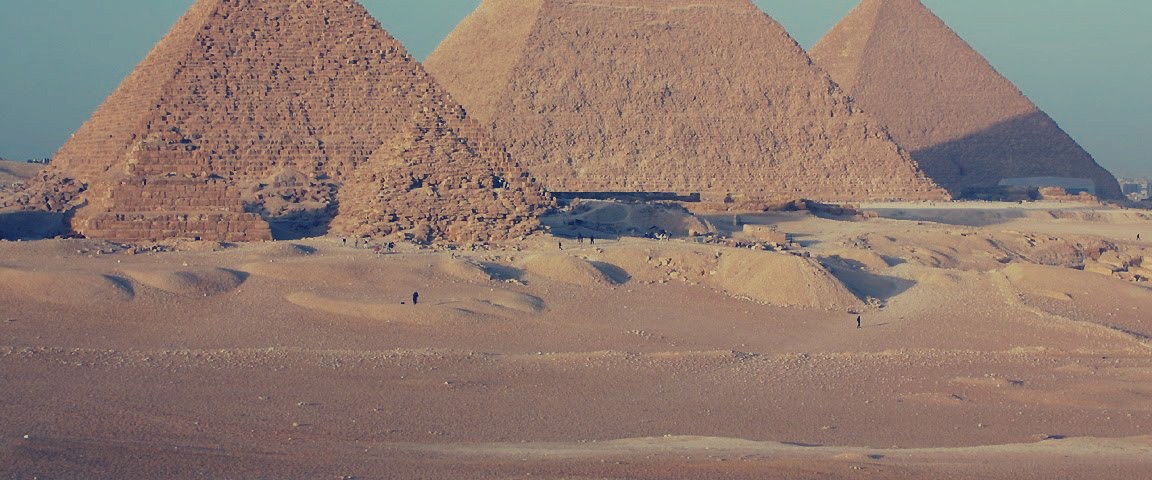الأهرامات