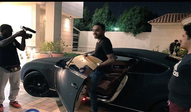 بعد «بنتلى» كهربا.. تعرف على أنواع سيارات نجوم الأهلي والزمالك 12 بنالتي كهربا
