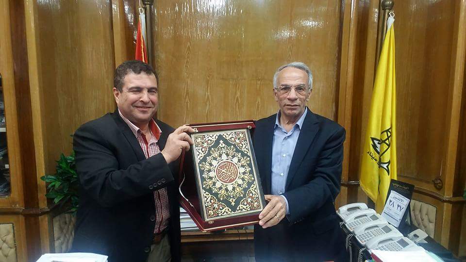 تكريم رئيس مدينة فاقوس الجديد قبل وصوله إلى الشرقية 1 تكريم رئيس مدينة فاقوس الجديد قبل وصوله إلى الشرقية