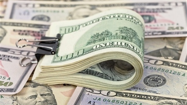 خبير اقتصادي : «ارتفاع الدولار لا يستمر .. سيتراجع إلى 10 جنيه» 21 خبير اقتصاديالدولار سيواصل انخفاضه ويصل لـ 10 جنيه