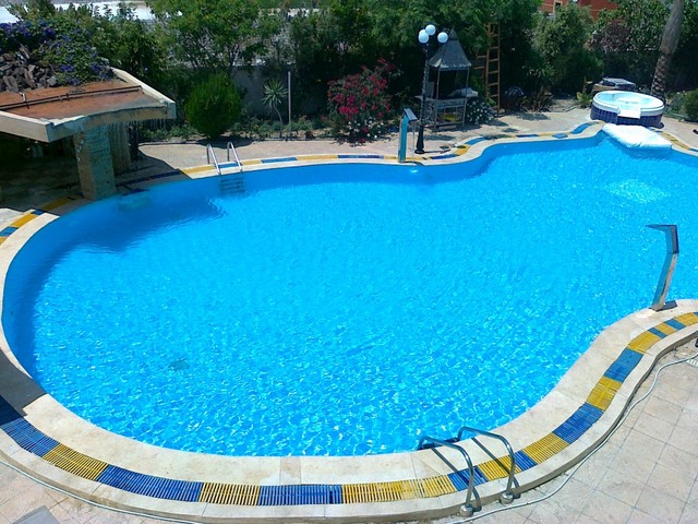 والد ضحية حمام السباحةكان نفسه يطلع مهندس ويلتحق بالحربية