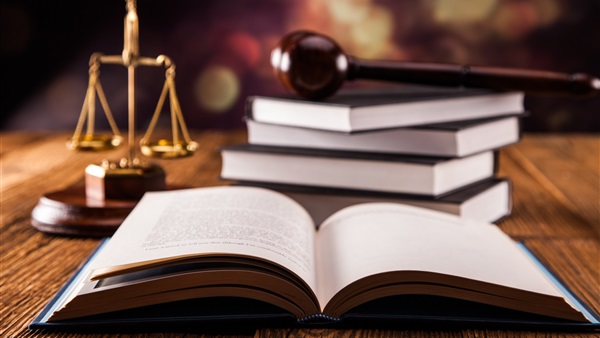 4 حالات يجوز للنيابة فيها حق تفتيش منزلك ومراقبة هاتفك بدون أي اتهامات