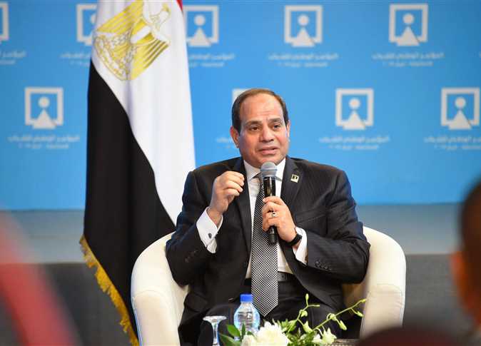 السيسي في مؤتمر الشباب: «اللي هايطلب إسكان اجتماعي هنديله» 14 الرئيس 1
