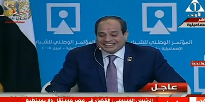 الرئيس يدخل في نوبة ضحك بسبب “عتاب” وزير الداخلية