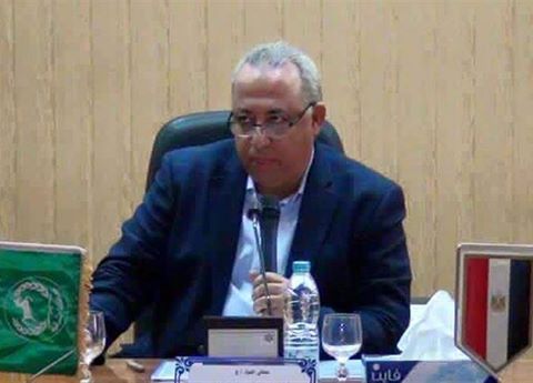 خصم 3 أيام من الراتب للعاملين الغير ملتزمين بمواعيد العمل الرسمي