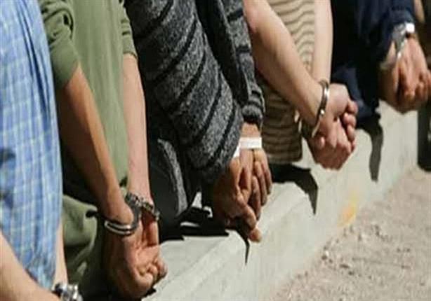 7 أشخاص بحوزتهم أسلحة ومواد مخدرة في حملة أمنية بأولاد صقر