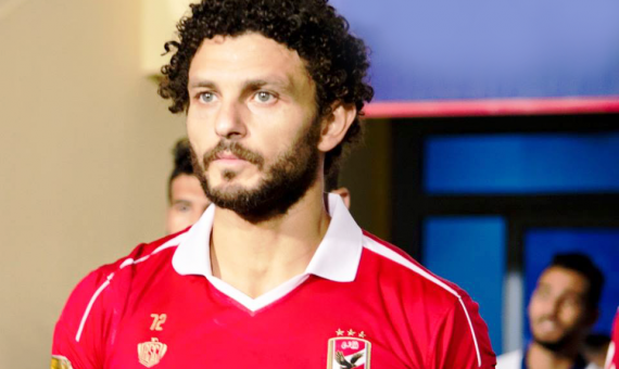 حسام غالي ينقذ «عاملاُ» بالأهلى من السجن 1 %D8%AD%D8%B3%D8%A7%D9%85 %D8%BA%D8%A7%D9%84%D9%8A %D9%8A%D9%86%D9%82%D8%B0 %C2%AB%D8%B9%D8%A7%D9%85%D9%84%D8%A7%D9%8F%C2%BB %D8%A8%D8%A7%D9%84%D8%A3%D9%87%D9%84%D9%89 %D9%85%D9%86 %D8%A7%D9%84%D8%B3%D8%AC%D9%86