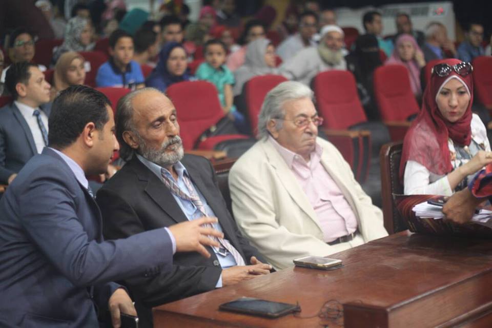 بالصور .. «مونتاج» يعبر عن كل فئات الشعب المصري ، و تجارة الزقازيق تحصد المركز الأول كعادتها 3 6 بالصور .. تجارة الزقازيق تحصد المزكز الأول في عرض مسرحي يعبر عن كل فئات الشعب المصري