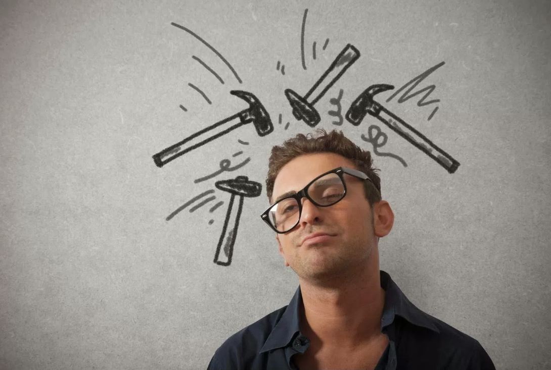8 وصفات طبيعية سحرية للقضاء على الصداع النصفي