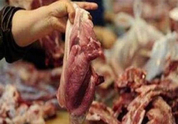 إحالة عامل ومدير شركة للجنح بعد توزيع 150 طن لحوم حمير بمطاعم شهيرة بالقاهرة