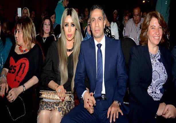 الظهور الأول لإيمان أبو طالب برفقة زوجها المتحدث العسكري الأسبق1
