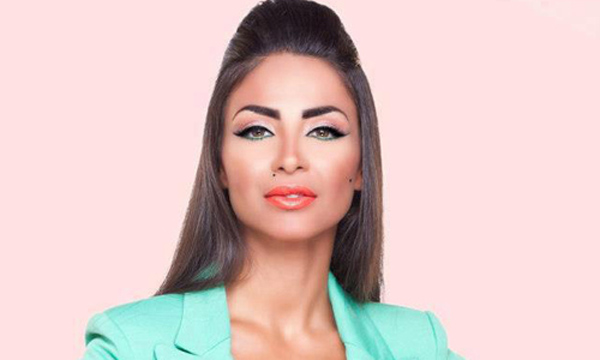 الفنانة دوللى شاهين