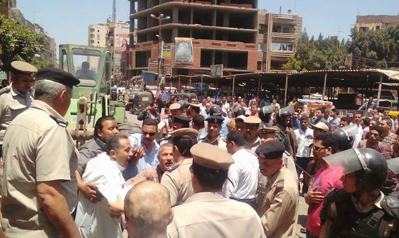 بالصور.. حملة مكبرة لإزالة الإشغالات بمنيا القمح