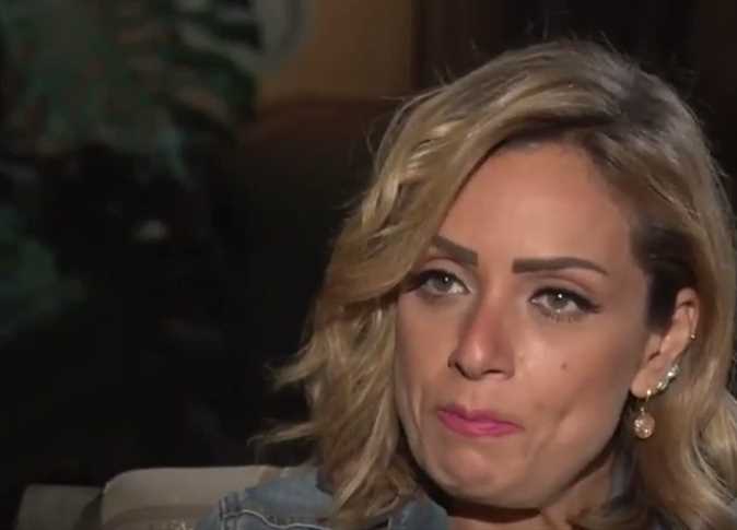 بكاء ريم البارودي في حديثها عن طلاقها من أحمد سعد: «أخدت تجربة واتعلمت» 11 بكاء ريم البارودي في حديثها عن طلاقها من أحمد سعد
