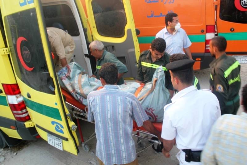 شابين ونقلهم للمستشفى في حالة خطيرة إثر حادث تصادم بطريق العاشر من رمضان