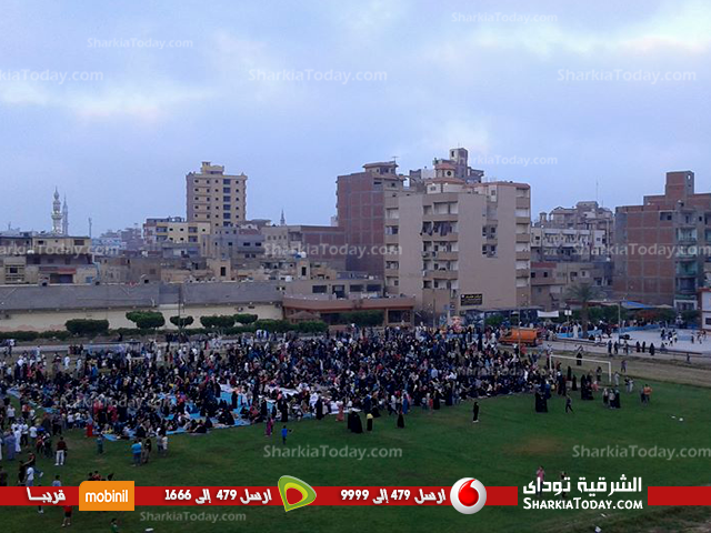 الآلاف يؤدون صلاة العيد بمركز شباب كفر صقر 3