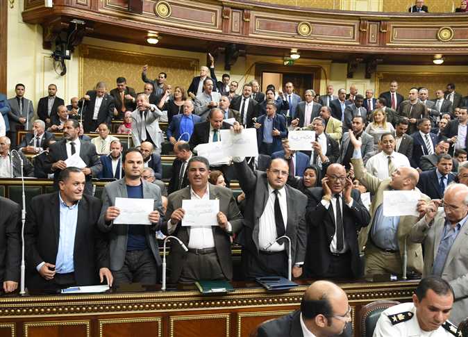 «النواب» يوافق على تعديلات «الضريبة على الدخل» 12 النواب 1