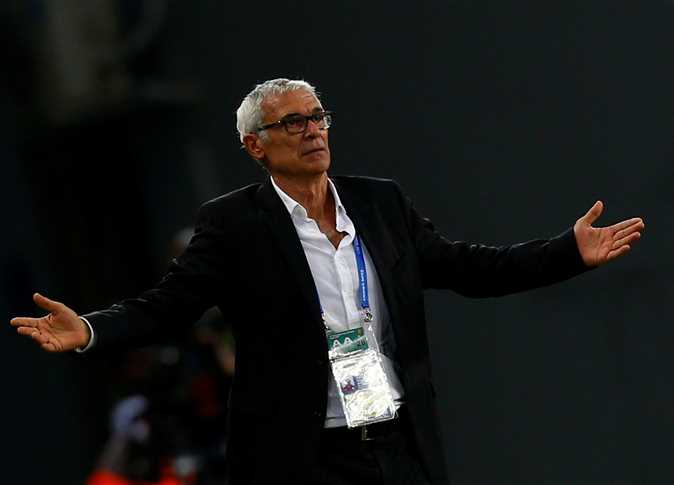 فضل منتقدًا كوبر: مستنى إيه من مدرب كان بيقعد رونالدو على الدكة 1 كوبر يستبعد الحضري وأخرين من قائمة المنتخب أمام تونس 1