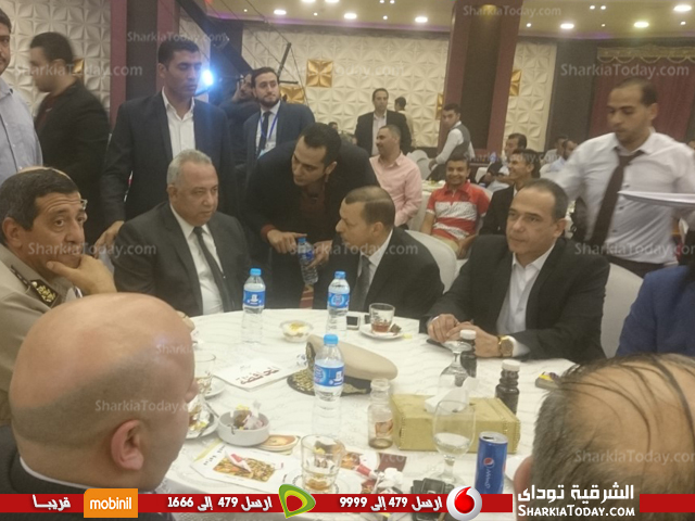 بالصور .. محافظ الشرقية يشارك في حفل إفطار جمعية «من أجل مصر» بالزقازيق 3 محافظ 2