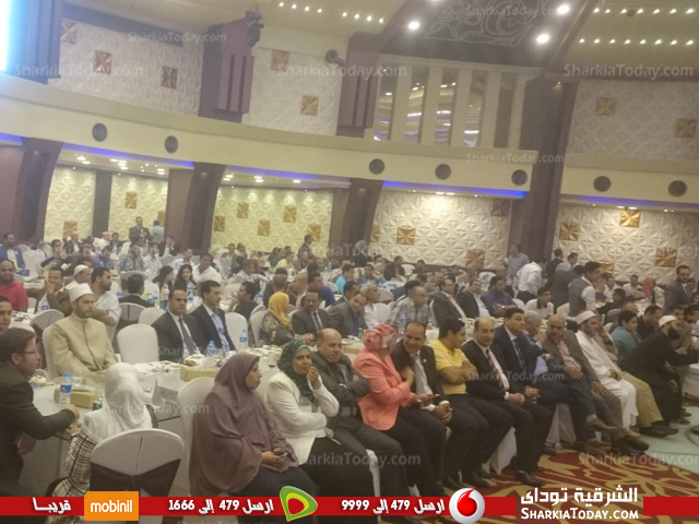 بالصور .. محافظ الشرقية يشارك في حفل إفطار جمعية «من أجل مصر» بالزقازيق 2 محافظ 4