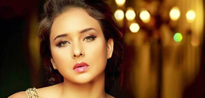 هكذا عقّبت نيللي كريم على ظهورها بالنقاب 18 هكذا عقّبت نيللي كريم على ظهورها بالنقاب