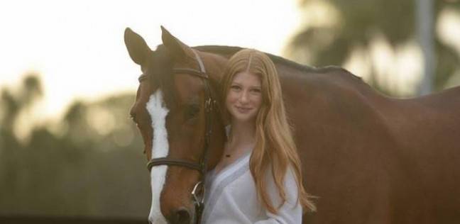 10 معلومات عن ابنة أغنى رجل بالعالم .. أحبت شاب مصري واحتلت مركز متقدم بين راكبي الخيل