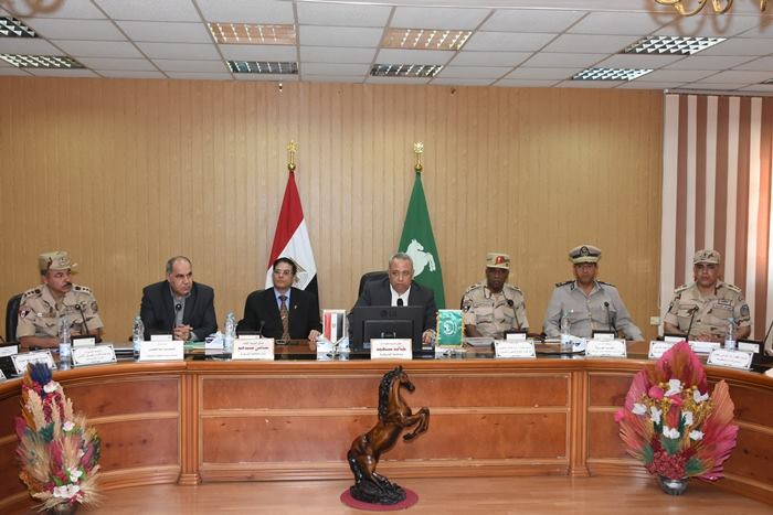 محافظ الشرقية يبحث تنفيذ مشروع التدريب العملي المشترك لمواجهة الأزمات 1 المحافظة تستعد لمجابهة الأزمات الطارئة والكوارث1
