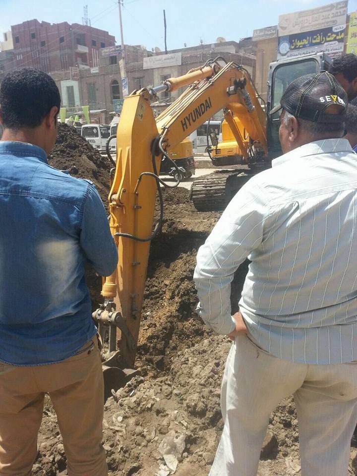 اصلاح انفجار خط صرف صحي بفاقوس 2 انفجار خط صرف صحى بفاقوس