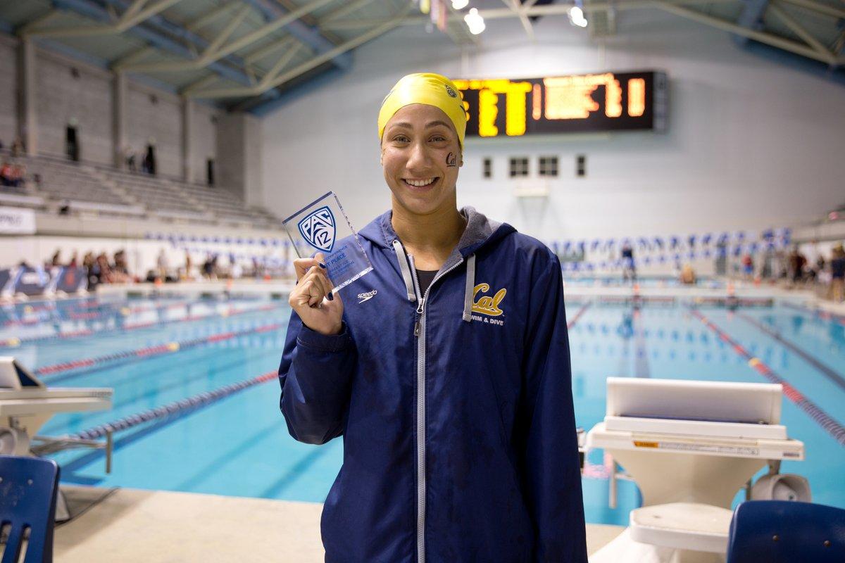 فريدة عثمان تحرز ذهبية السباحة