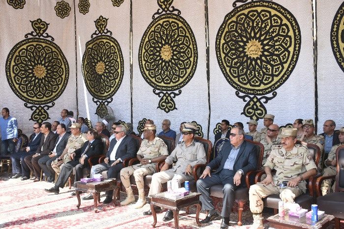 محافظ الشرقية وقائد قوات الدفاع الشعبي يشهدان التدريب العملي لمواجهة الكوارث 1 محافظ الشرقية وقائد قوات الدفاع الشعبي يشهدان التدريب العملي لمواجهة الكوارث