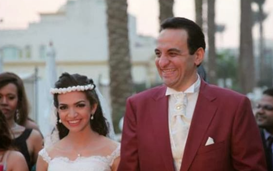 هشام إسماعيل يكشف تفاصيل تعرض زوجته وابنته لحادث سيارة 1 هشام