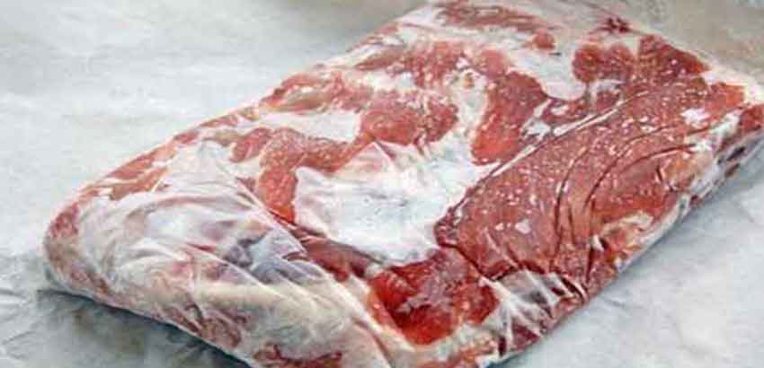 طريقة لإذابة لحم العيد المجمد في دقائق 1 %D8%B7%D8%B1%D9%8A%D9%82%D8%A9 %D9%84%D8%A5%D8%B0%D8%A7%D8%A8%D8%A9 %D9%84%D8%AD%D9%85 %D8%A7%D9%84%D8%B9%D9%8A%D8%AF %D8%A7%D9%84%D9%85%D8%AC%D9%85%D8%AF %D9%81%D9%8A %D8%AF%D9%82%D8%A7%D8%A6%D9%82