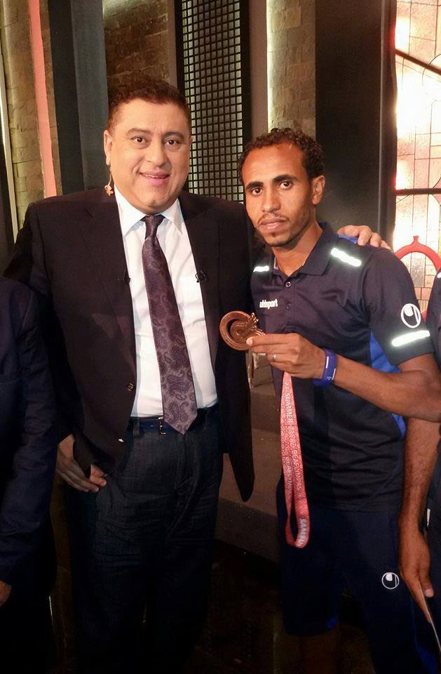 أفضل لاعب كرة قدم للصم في العالم بائع فاكهة 2 أفضل لاعب كرة قدم للصم في العالم بائع فاكهة 1