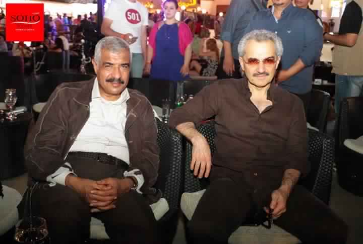 أول ظهور لهشام طلعت مصطفي بعد خروجه من السجن مع الوليد بن طلال 2 الوليد بن طلال وهشام طلعت مصطفي في شرم الشيخ