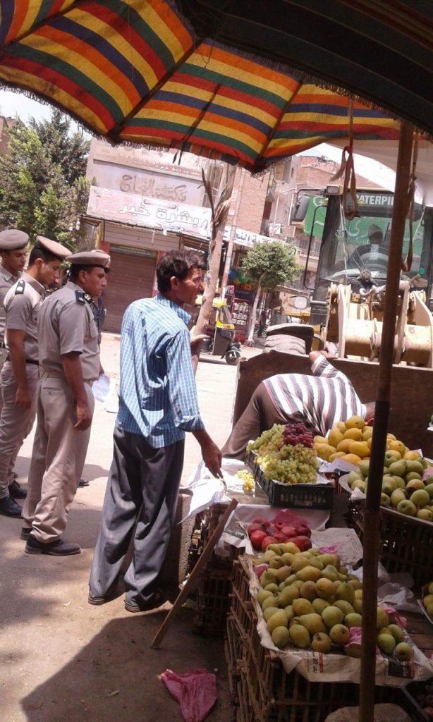 حملة لإزالة الاشغالات بشوارع مدينة القنايات 2