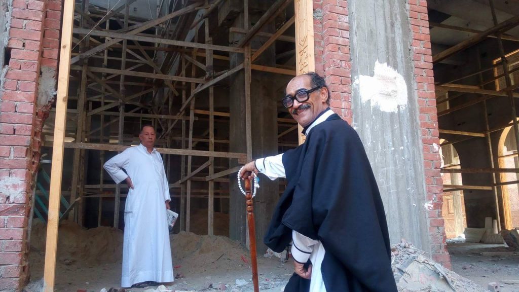 «السادات» يشارك في بناء مسجد الزعيم أحمد عرابي بالزقازيق 4