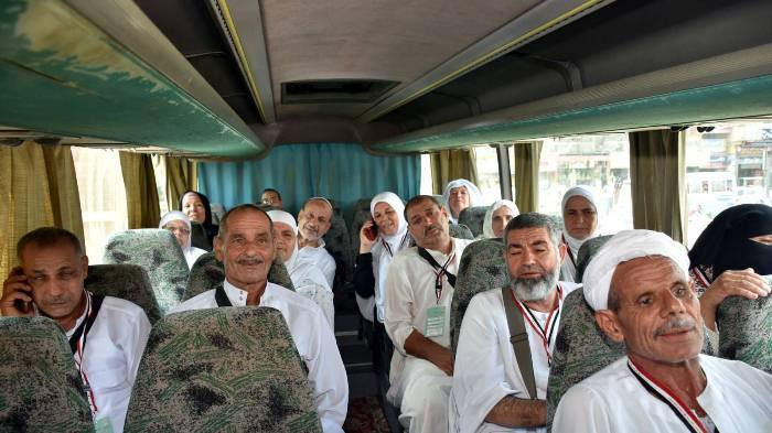 محافظ الشرقية لحجاج بيت الله الحرام : حجًا مقبولًا .. أدعوا لمصر الغالية 1 محافظ 2 1