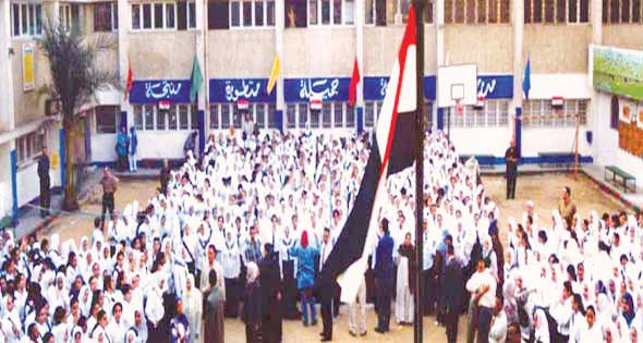 داعية سلفي: تحية العلم حرام وذريعة إلى الشرك 1 %D8%A7%D9%84%D8%B9%D9%84%D9%85