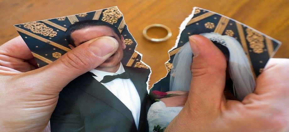 حالة طلاق كل دقيقتين و40 ثانية في مصر .. وخبيرة إرشاد : الفيسبوك السبب 1 %D8%B7%D9%84%D8%A7%D9%82