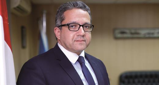 وزير الآثار: بغير أوي لما واحد يضايق سائحة أو يتحرش بيها 1 %D9%88%D8%B2%D9%8A%D8%B1 %D8%A7%D9%84%D8%A2%D8%AB%D8%A7%D8%B1 %D8%A8%D8%BA%D9%8A%D8%B1 %D8%A3%D9%88%D9%8A %D9%84%D9%85%D8%A7 %D9%88%D8%A7%D8%AD%D8%AF %D9%8A%D8%B6%D8%A7%D9%8A%D9%82 %D8%B3%D8%A7%D8%A6%D8%AD%D8%A9 %D8%A3%D9%88 %D9%8A%D8%AA%D8%AD%D8%B1%D8%B4 %D8%A8%D9%8A%D9%87%D8%A7