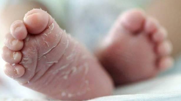 امرأة تلد بعد وفاتها بعشرة أيام 10 جثة