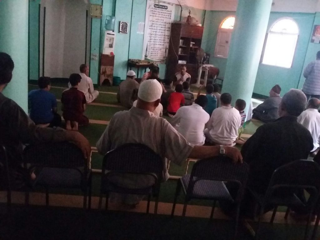 جهاز «البيئة» بالشرقية يقيم ندوات توعية للفلاحين بقرى مركز الزقازيق 2 جهاز «البيئة» بالشرقية يقيم ندوات توعية للفلاحين بقرى مركز الزقازيق 1