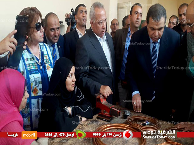 وزير القوى العاملة يفتتح معمل الحاسب الآلي بمركز التدريب المهني بالزقازيق 4 وزير القوى العاملة يفتتح معمل الحاسب الآلي بمركز التدريب المهني بالزقازيق2