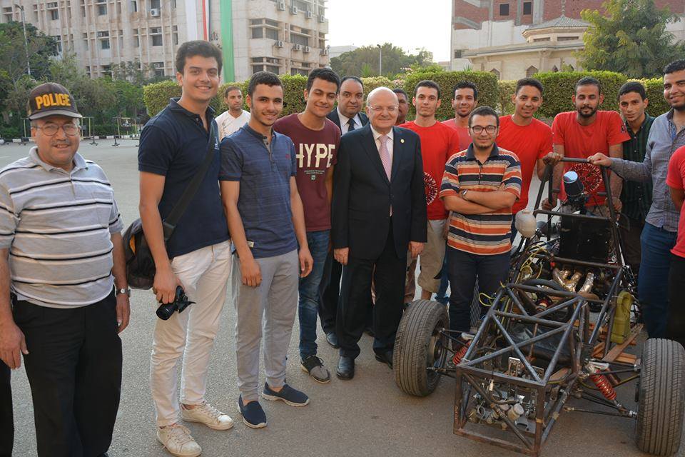 جامعة الزقازيق يشهد اختبار سيارة سباق من تصميم طلبة كلية الهندسة 2