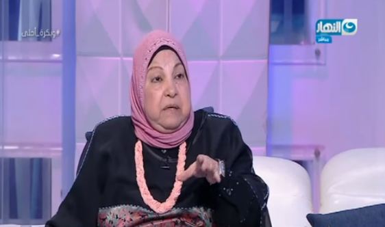 سعاد صالح: حرام الخاطب يقول لخطيبته بحبك في التليفون 1 سعاد صالح حرام الخاطب يقول لخطيبته بحبك في التليفون
