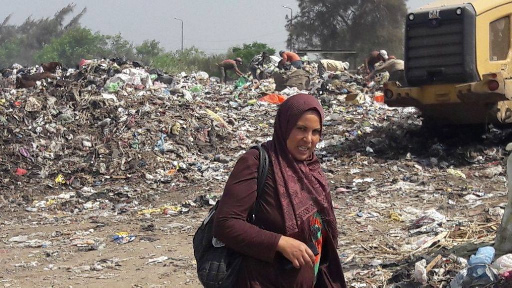 لجنة المخلفات الصلبة بالشرقية تتابع المقلب الوسيط بههيا