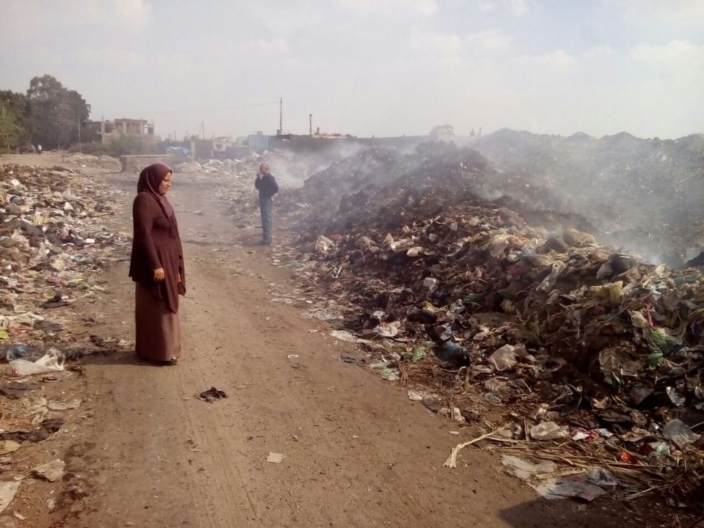 لجنة المخلفات الصلبة بالشرقية تتابع مقلب القمامة الوسيط بالزقازيق 1 لجنة المخلفات الصلبة بالشرقية تتابع مقلب القمامة الوسيط بالزقازيق