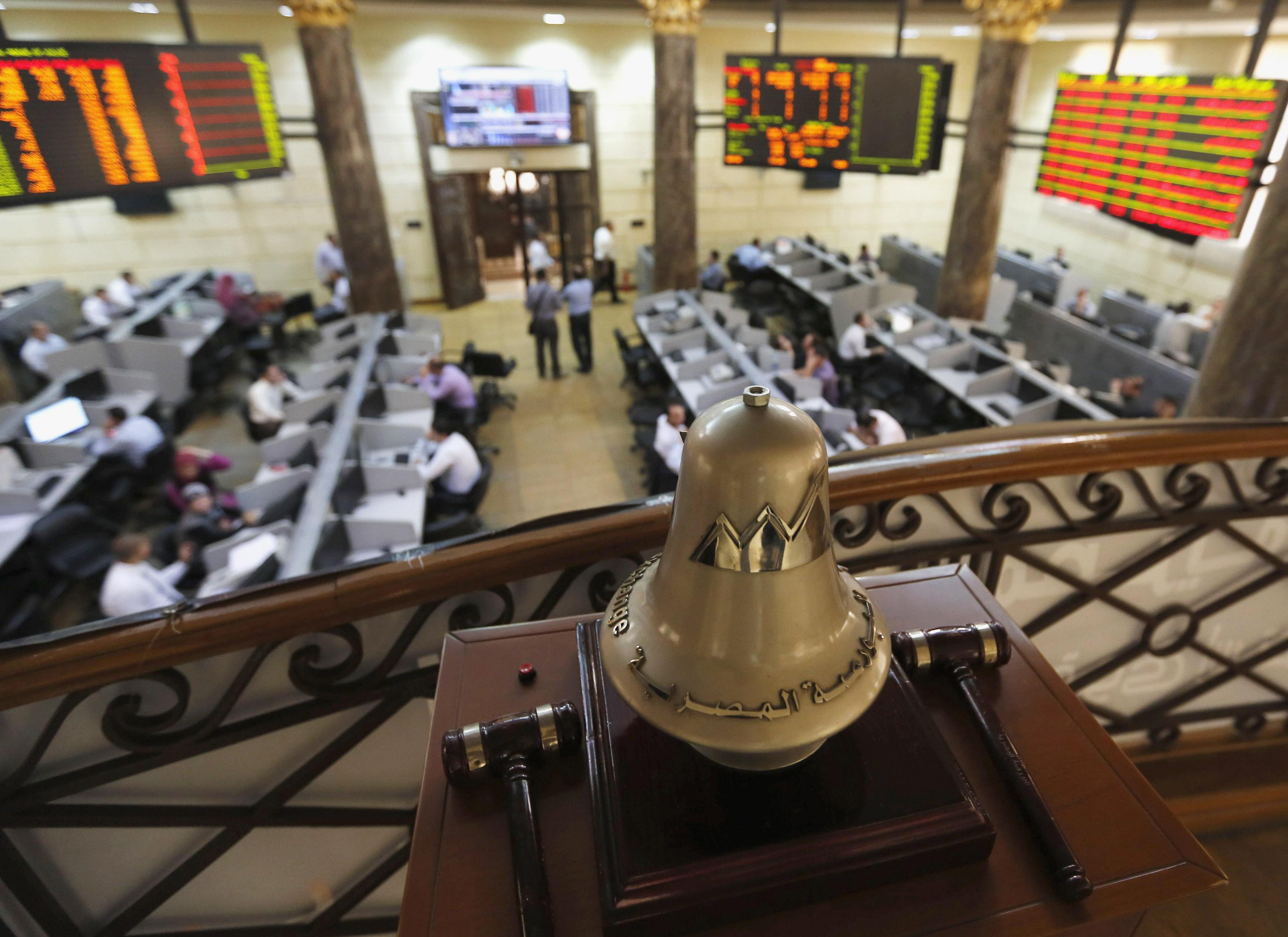 المصرية تخسر 6 مليارات جنيه في مستهل تعاملات الأسبوع