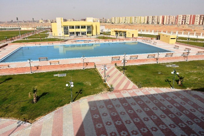 محافظ الشرقية يتفقد النادي الرياضي الاجتماعي بالعاشر من رمضان 3 محافظ الشرقية يتفقد النادي الرياضي الإجتماعي بالعاشر من رمضان 2