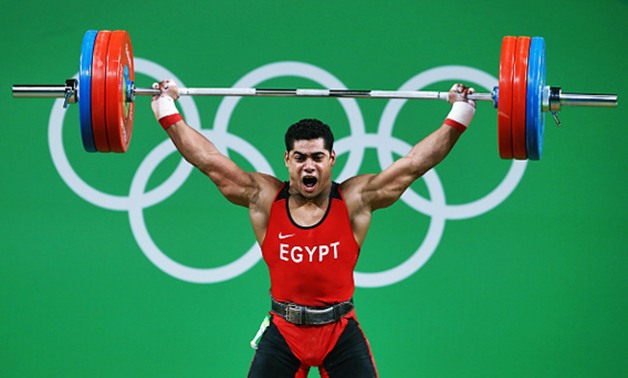 محمد إيهاب بطل من ذهب في رفع الأثقال 1 %D9%85%D8%AD%D9%85%D8%AF %D8%A5%D9%8A%D9%87%D8%A7%D8%A8 %D8%A8%D8%B7%D9%84 %D9%85%D9%86 %D8%B0%D9%87%D8%A8 %D9%81%D9%8A %D8%B1%D9%81%D8%B9 %D8%A7%D9%84%D8%A3%D8%AB%D9%82%D8%A7%D9%84 2